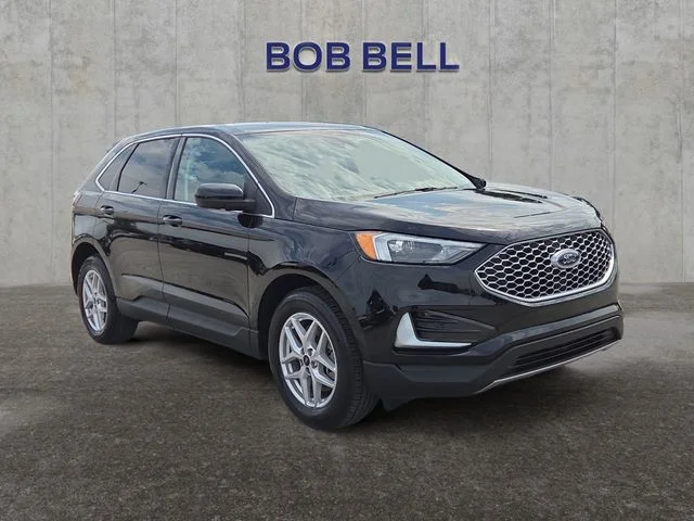 Used 2024 Black Ford SEL image 7