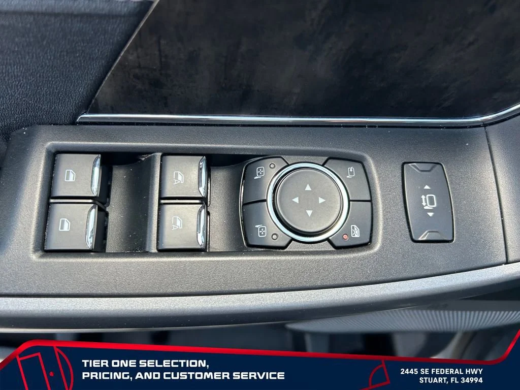 Used 2024 Gray Ford LARIAT image 12
