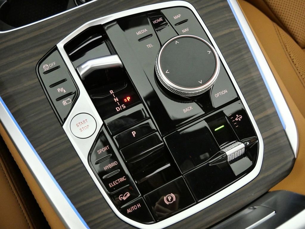 Used 2026 Brooklyn Grey Metallic BMW xDrive50e image 49