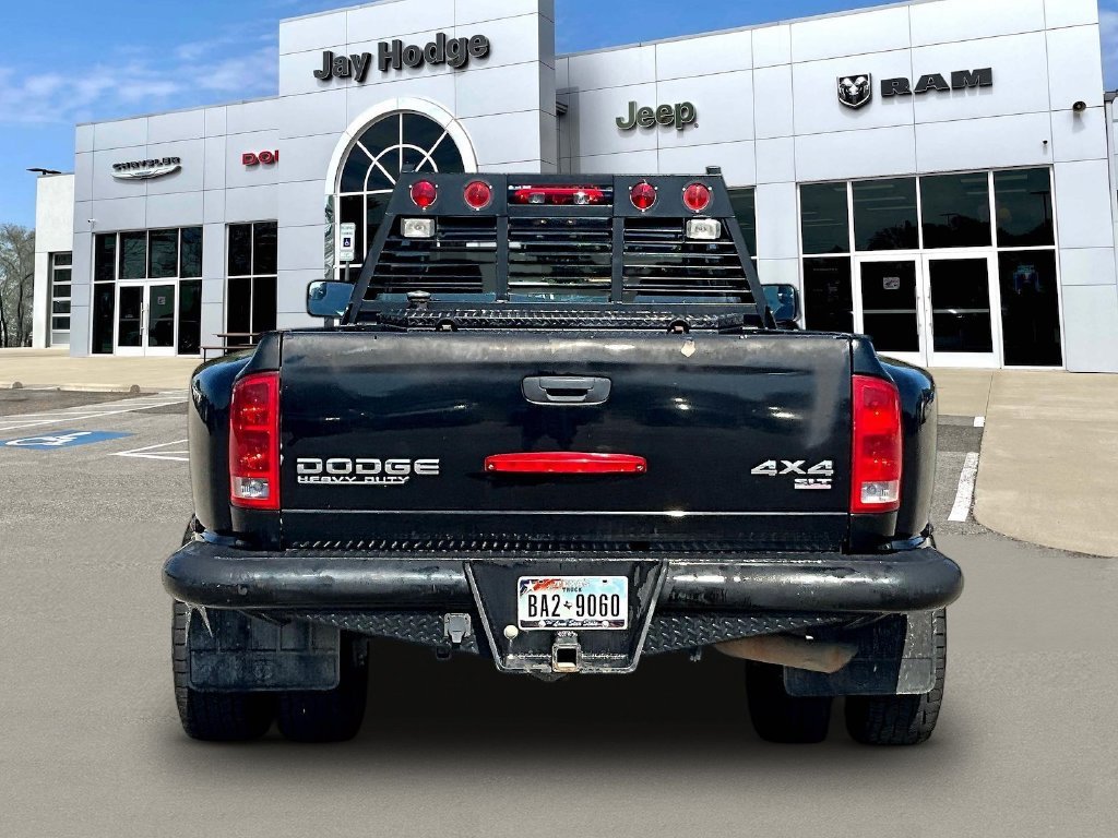Used 2004 Black Dodge SLT image 7