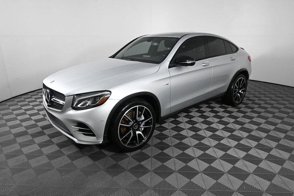 Used 2018 SELENITE GRAY METALLIC MERCEDES-BENZ TRUCK  image 1