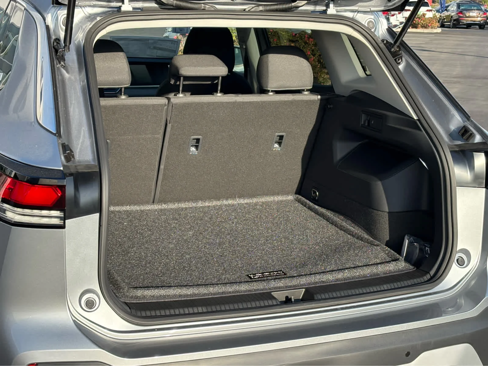 New 2026 PYRITE SILVER Volkswagen S image 15