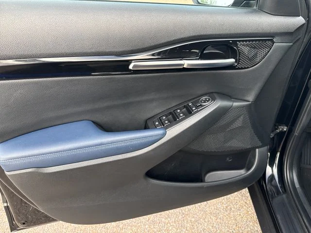 Used 2024 Black Kia S image 10