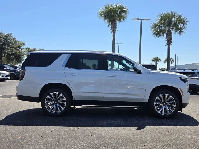 Used 2025 Beige Chevrolet High Country image 7
