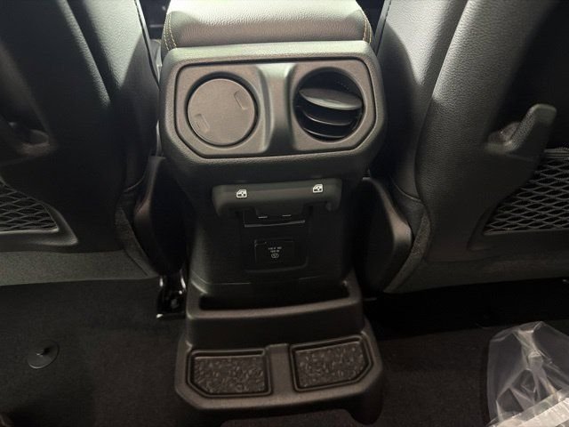 New 2026 Gray Jeep Sahara image 33