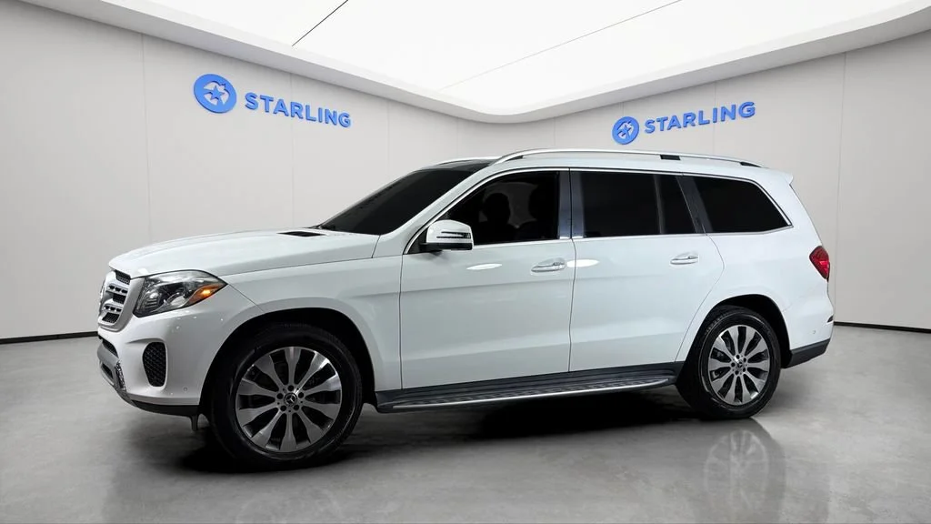 Used 2019 Red Mercedes-Benz 4MATIC® image 2