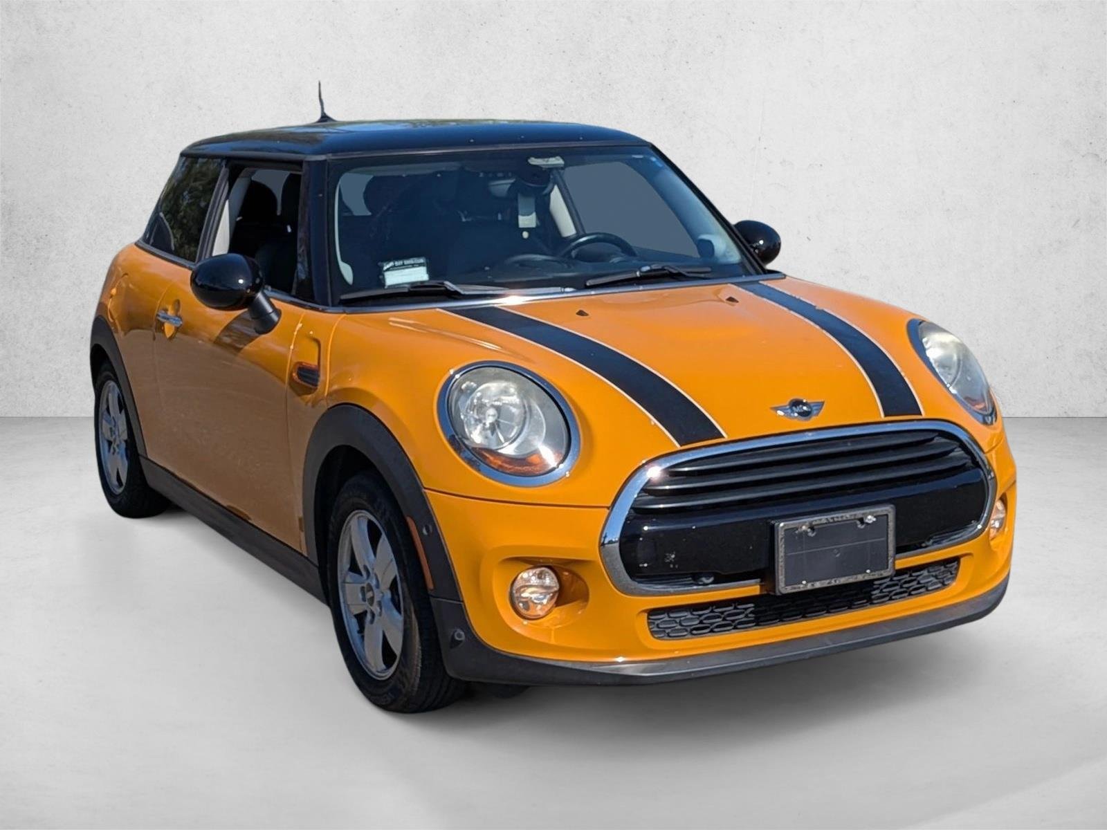 Used 2017 Black MINI Cooper S image 3