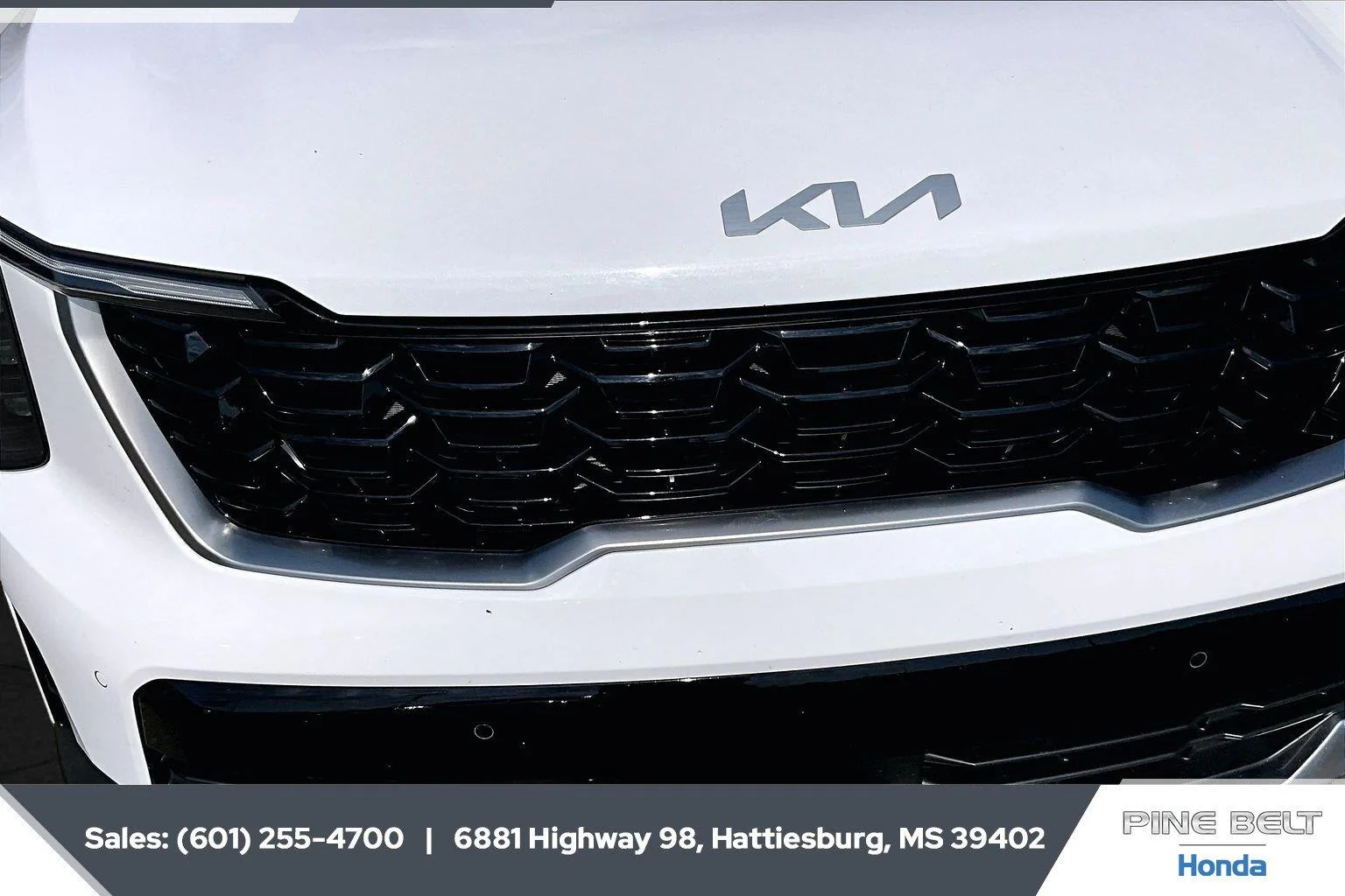 Used 2025 Glacial White Pearl Kia S image 22