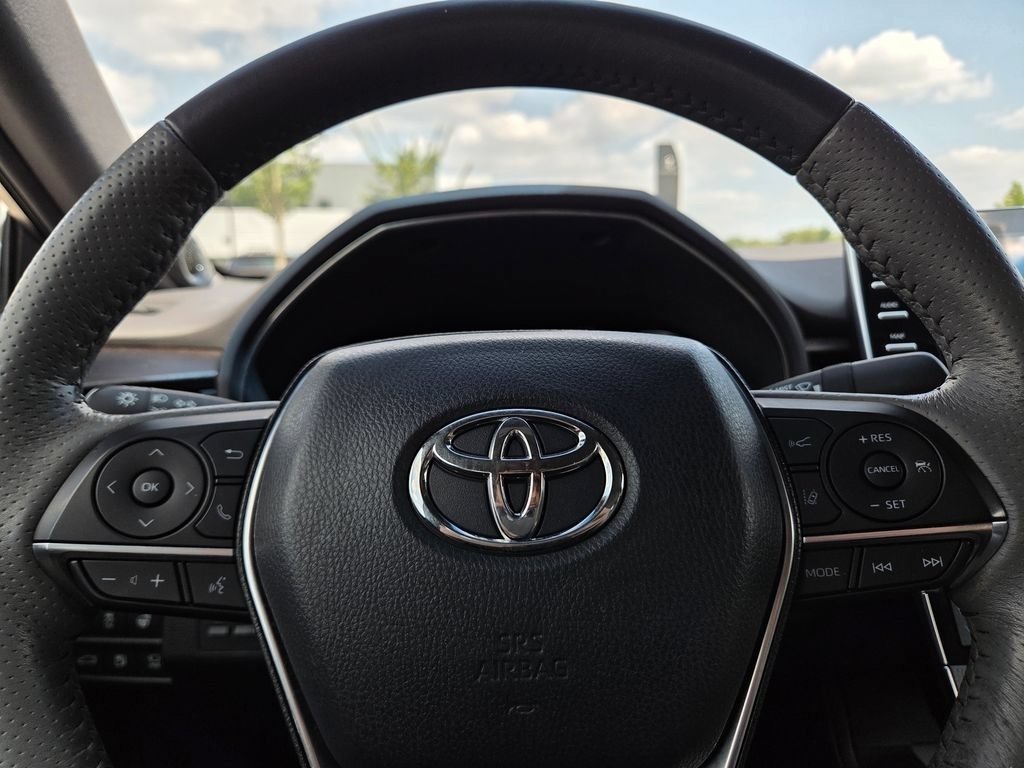 Used 2020 Celestial Silver Metallic Toyota Hybrid Limited image 36