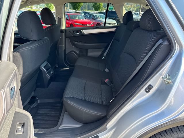 Used 2019 Ice Silver Metallic Subaru 2.5i Premium image 16