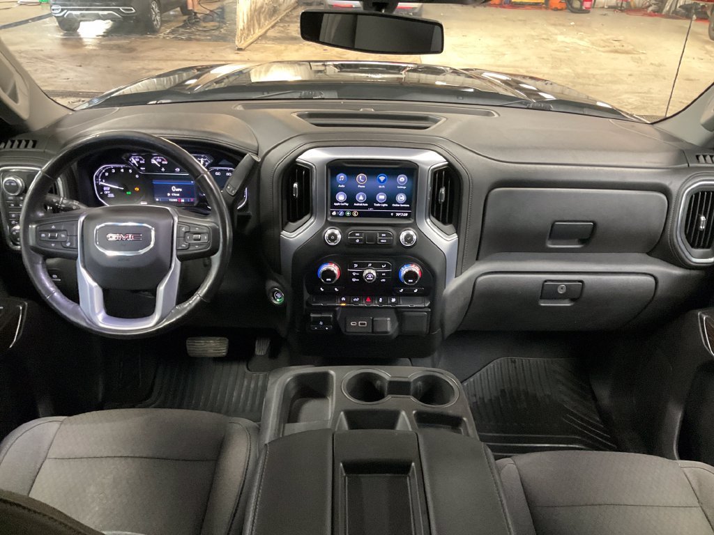 Used 2020 ONYX BLACK GMC Elevation image 18