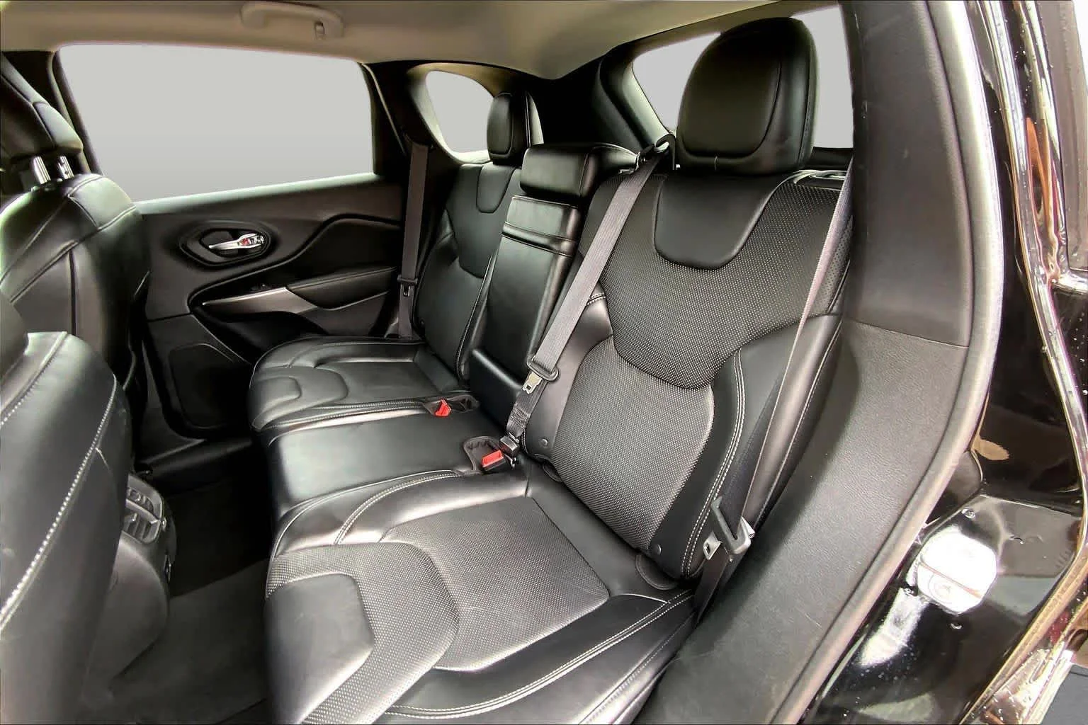Used 2019 Diamond Black Crystal Pearlcoat Jeep Limited image 20