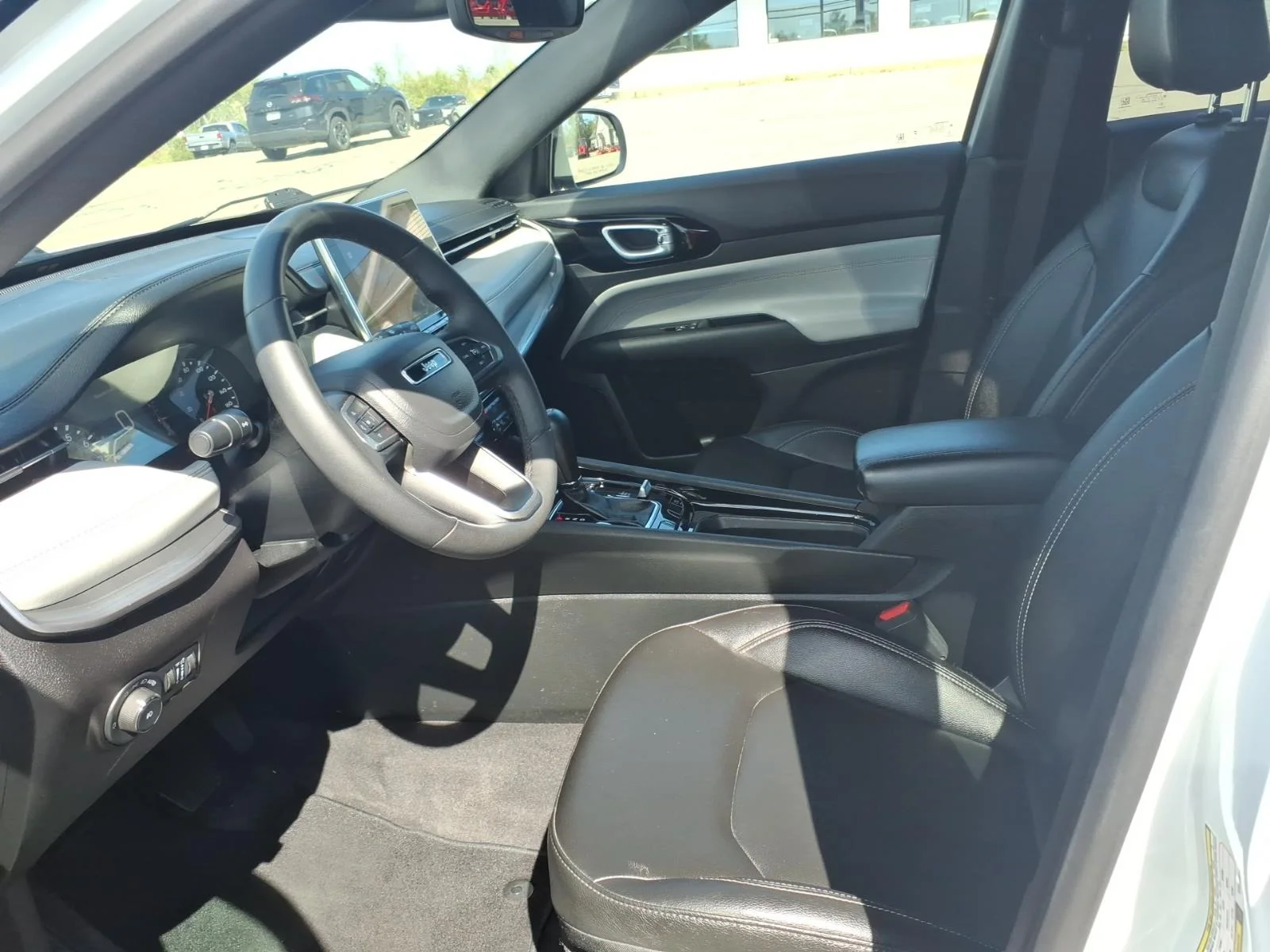 Used 2025 Bright White Clearcoat Jeep Limited image 13