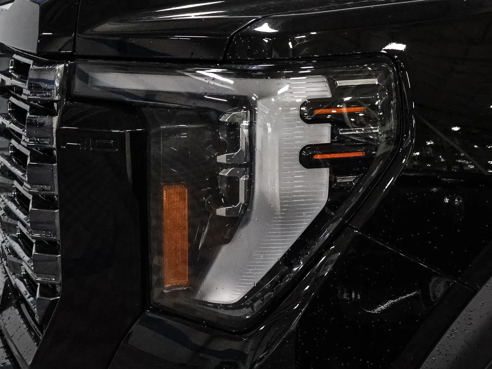 Certified Used 2025 Onyx Black GMC Denali Ultimate image 14