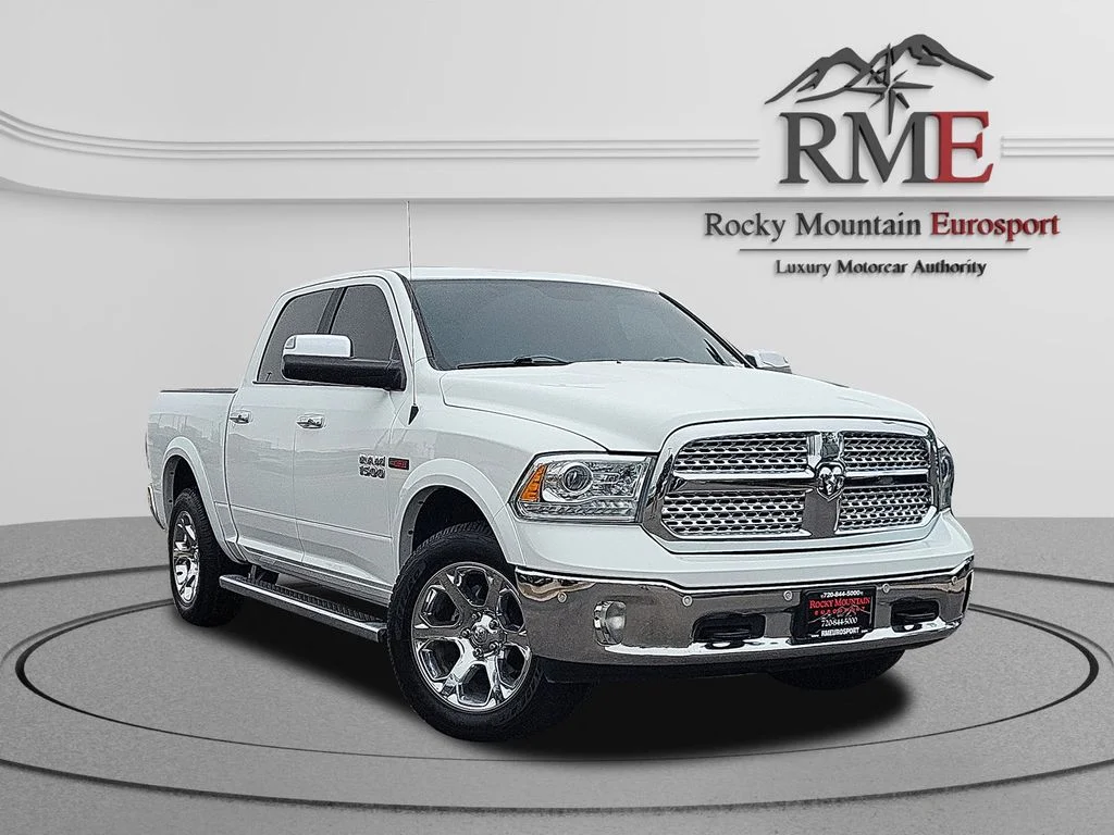 2018 RAM 1500 Laramie 4x4 Crew Cab 5'7's photo