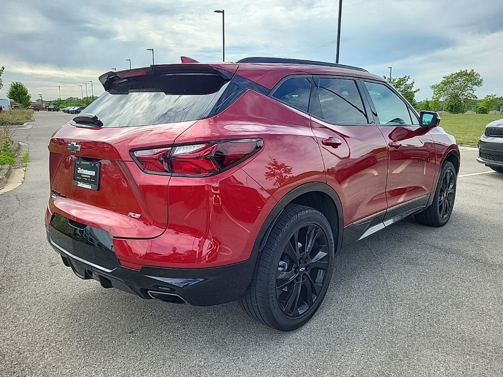 Used 2022 Red Chevrolet RS image 5
