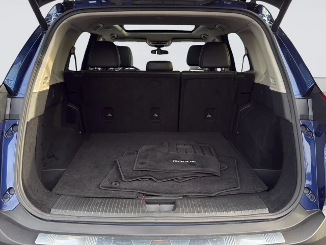 Used 2023 Blue Nissan SV image 35