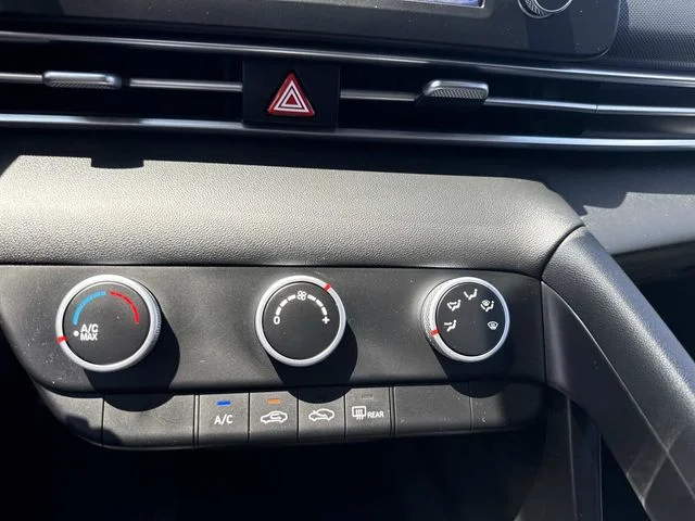 Certified Used 2026  Hyundai SE image 20
