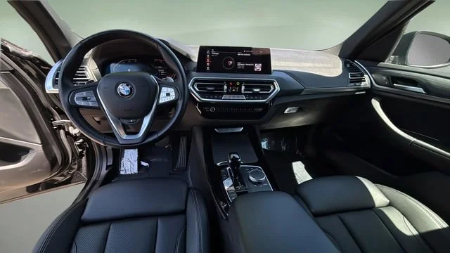 Used 2024 Black BMW xDrive30i image 16