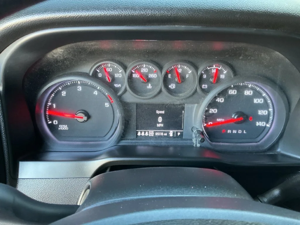 Used 2024 Summit White Chevrolet WT DRW image 20