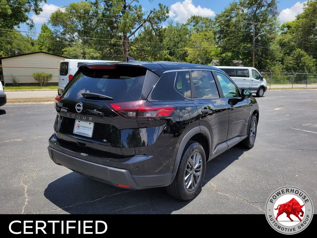 Used 2024 Black Nissan S image 5