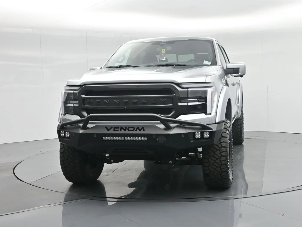 New 2025 Iconic Silver Metallic Ford Lariat image 65