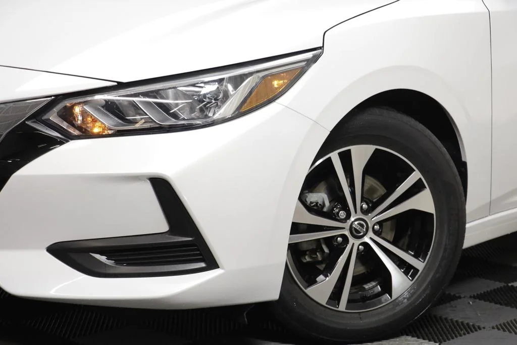 Used 2023 Aspen White Tricoat Nissan SV image 3