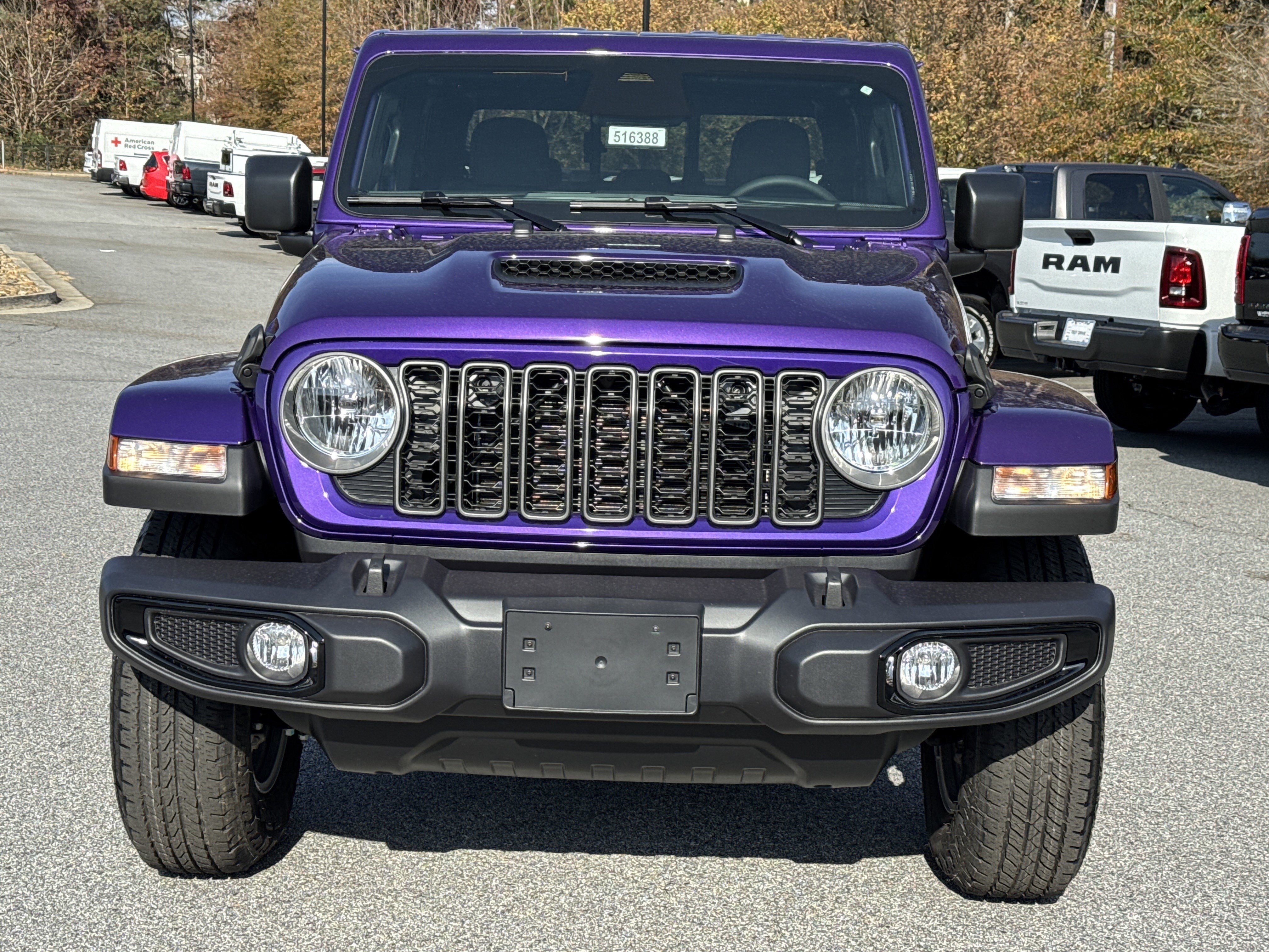 New 2026 Reign Exterior Paint Jeep Sport S image 2