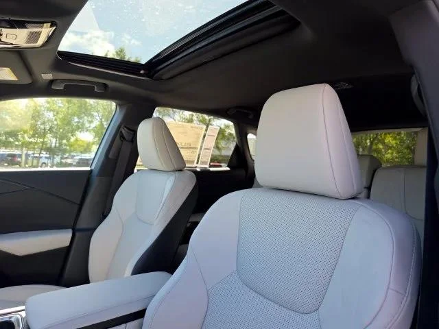 New 2026 Iridium Lexus PREMIUM image 28
