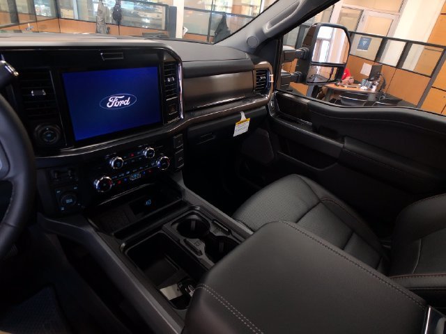 New 2027 Ford Super Duty F-250 SRW F-250® Lariat® Crew Cab Pickup in ...