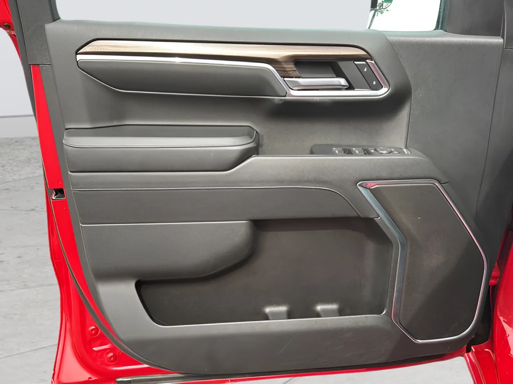 Used 2024 Red Chevrolet LT image 15