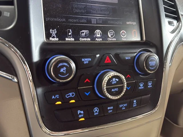 Used 2017 Black Jeep Overland image 18