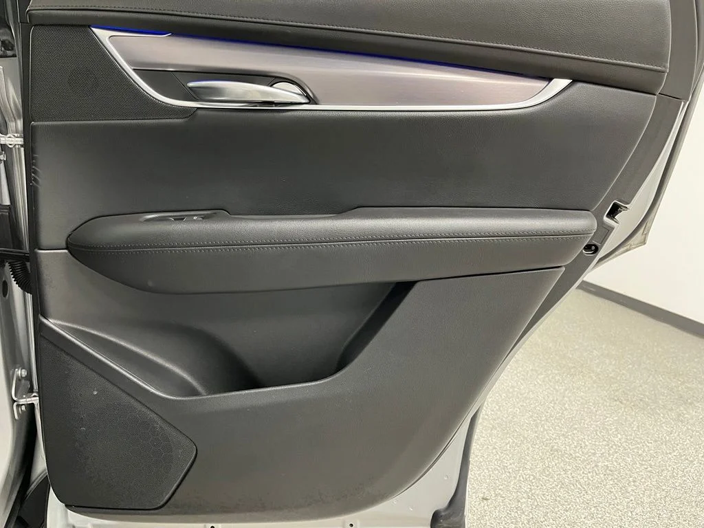 Used 2019 Silver Cadillac Premium Luxury image 47