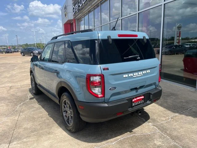 Used 2021 Blue Ford Big Bend image 2
