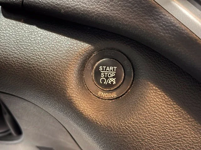 Used 2015 Beige Jeep Limited image 13