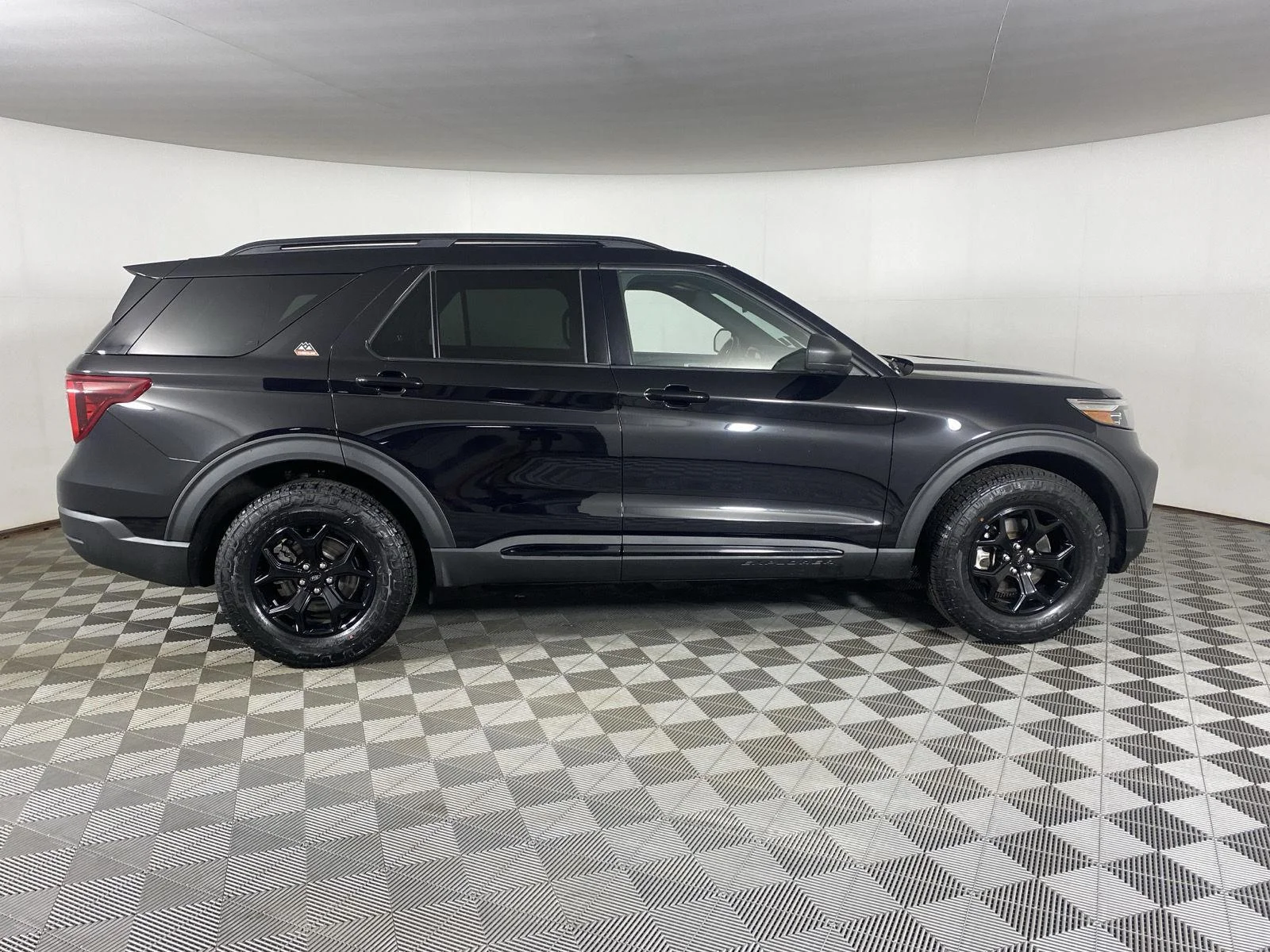 Used 2023 Agate Black Ford Timberline image 18