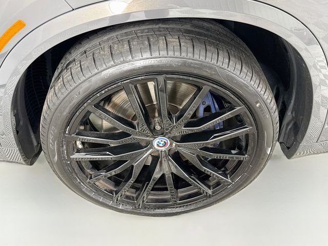 Used 2023 Gray Metallic BMW M50i image 32