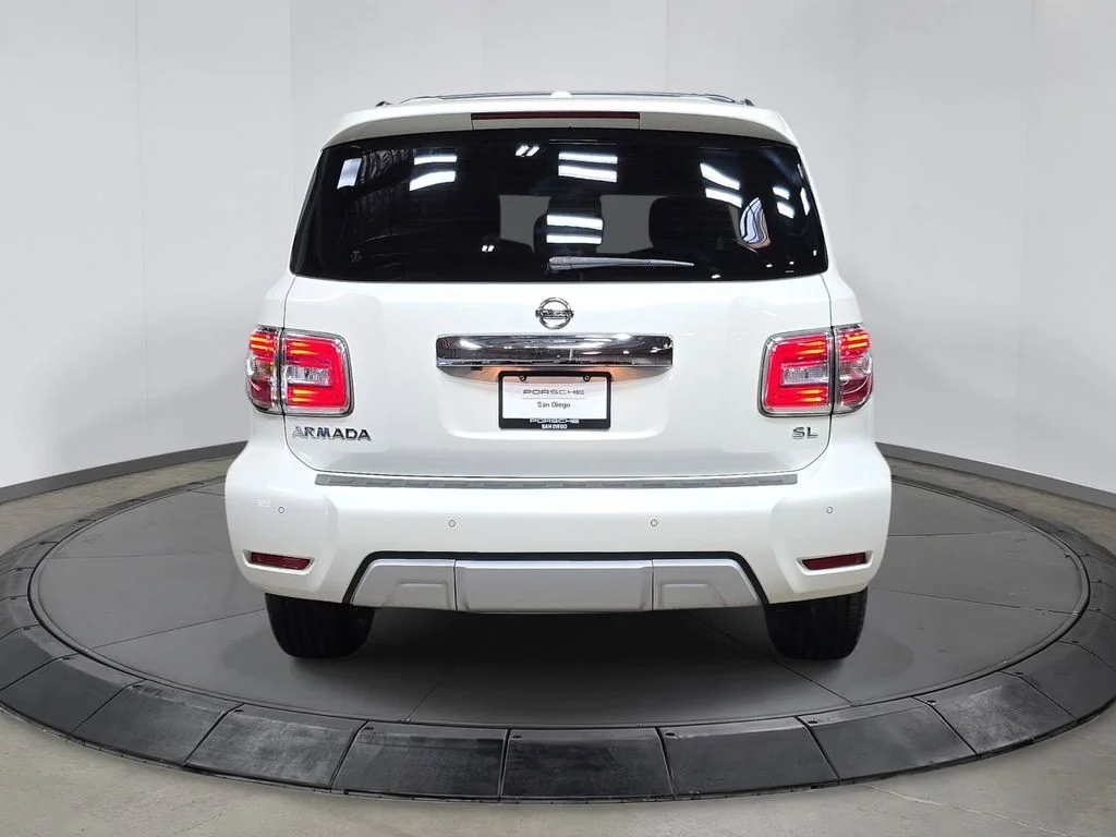 Used 2017 White Nissan SL image 6