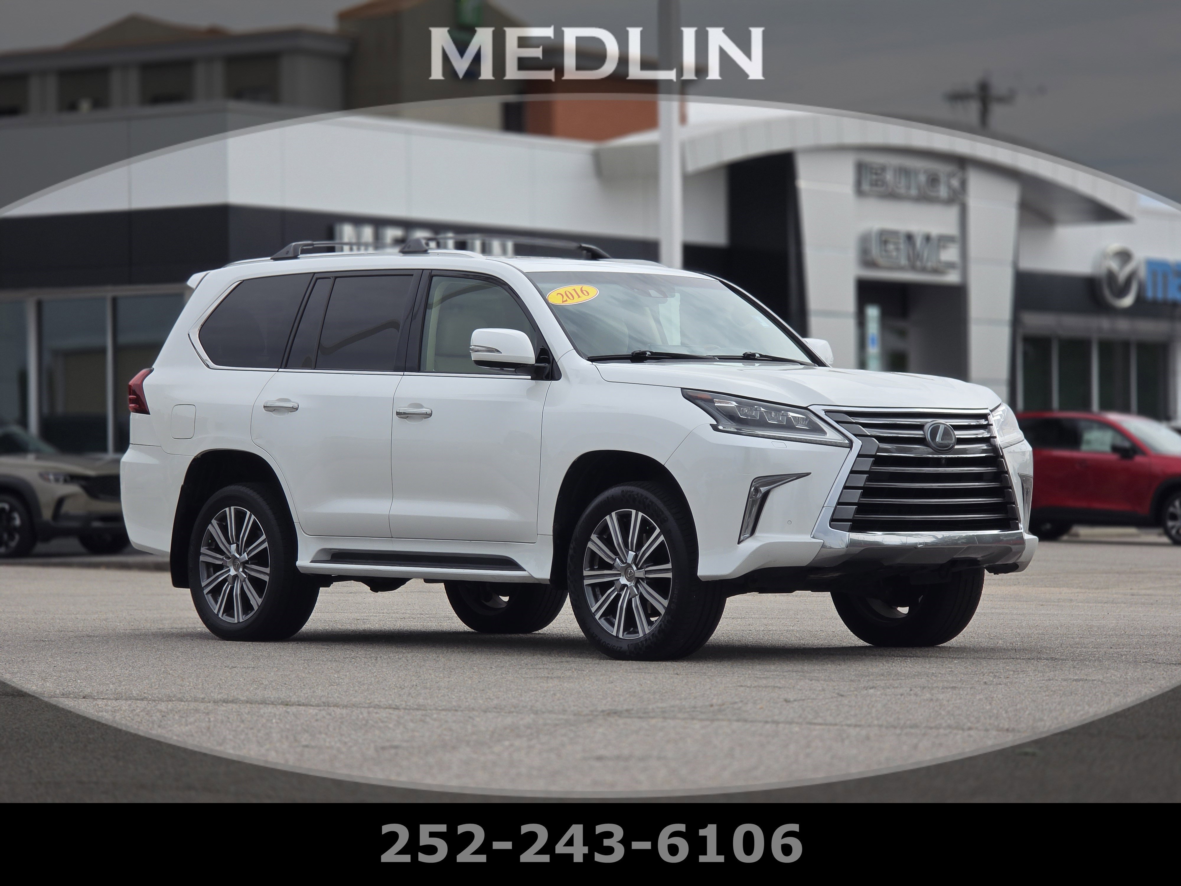 Used 2016 Starfire Pearl Lexus 570 image 1