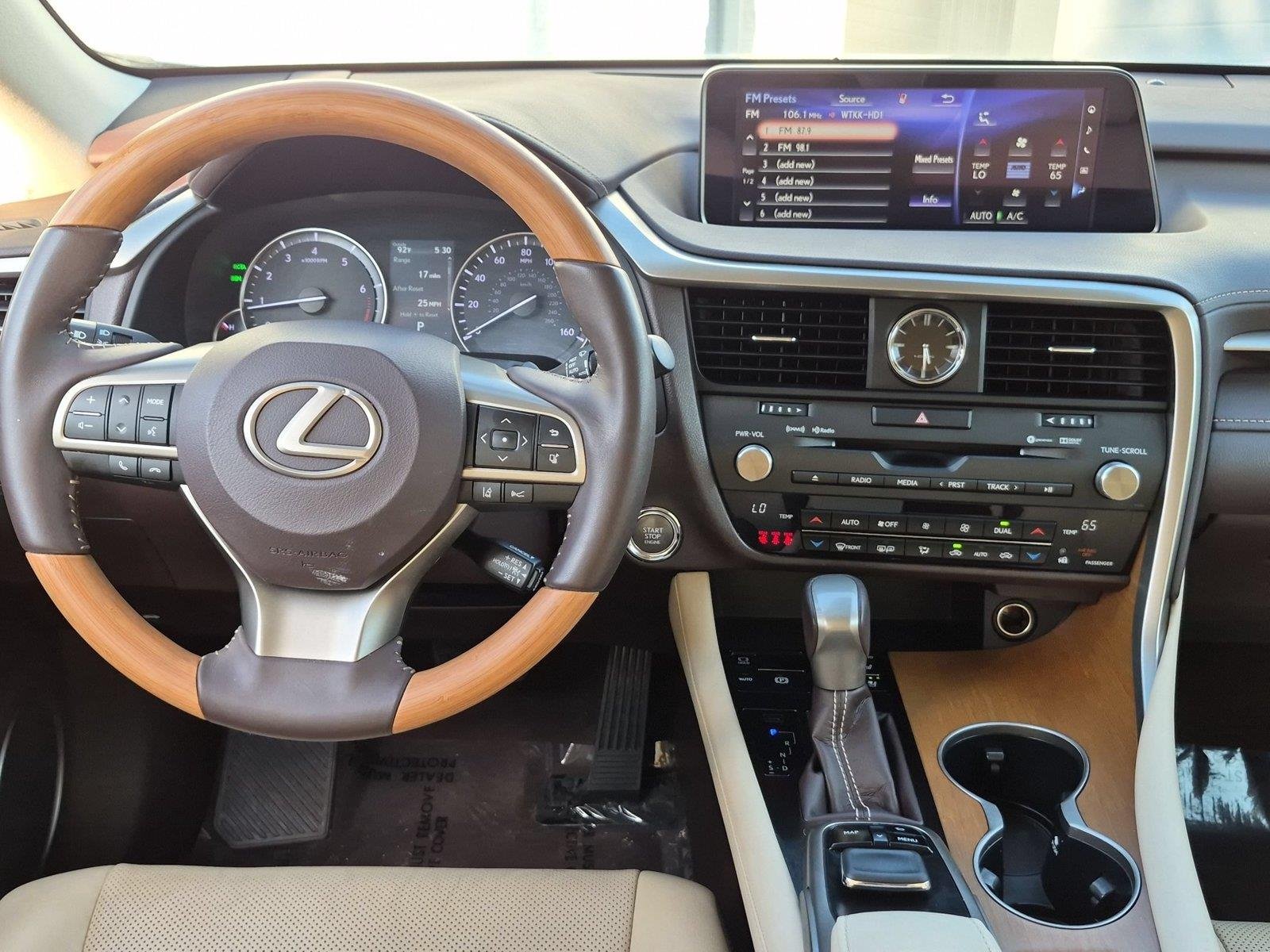 Used 2018 Silver Lining Metallic Lexus RX 350 F Sport image 34