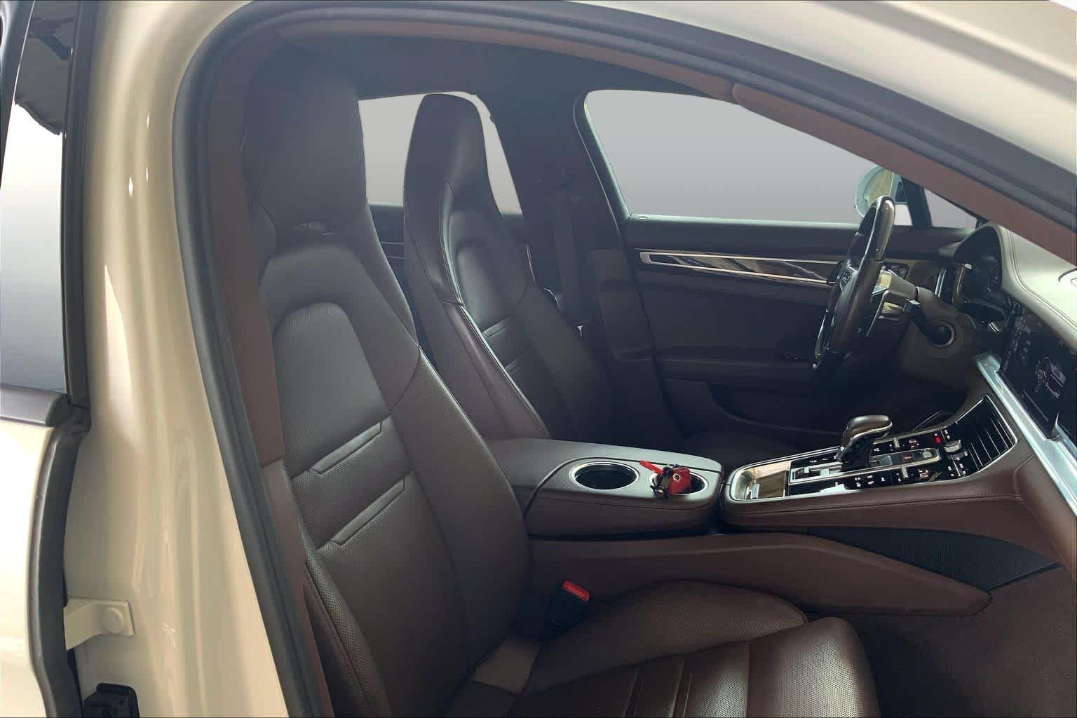 Used 2018 Black Porsche 4 image 9