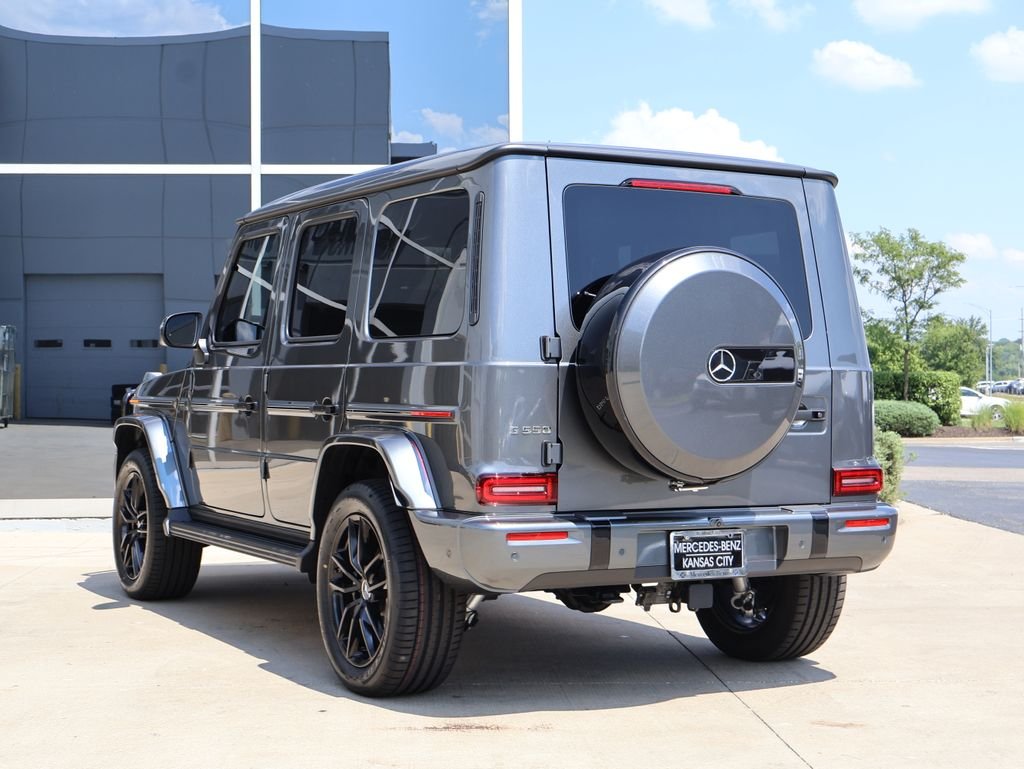Used 2026 MANUFAKTUR Graphite Met Mercedes-Benz G 550 image 5