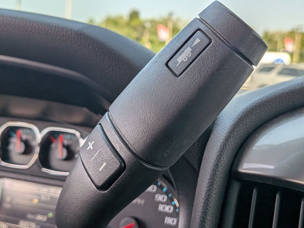 Used 2015 Silver Chevrolet LT image 35