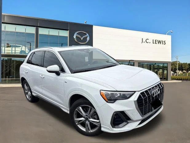 2022 Audi Q3