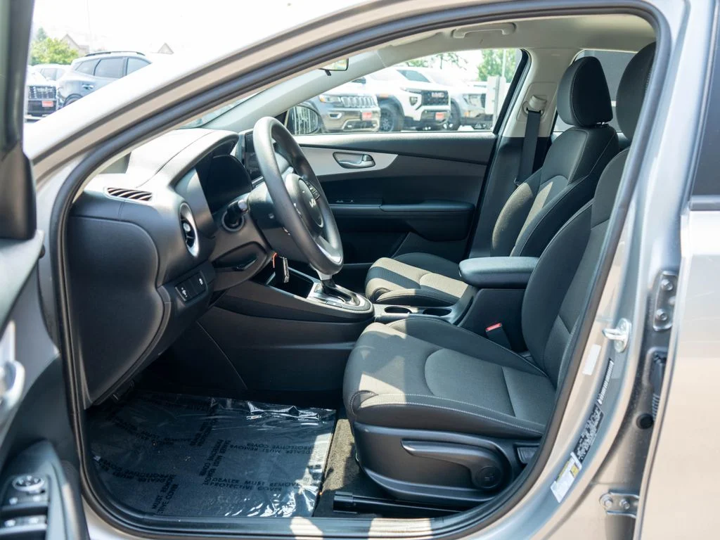 Used 2023 Gray Kia LXS image 11