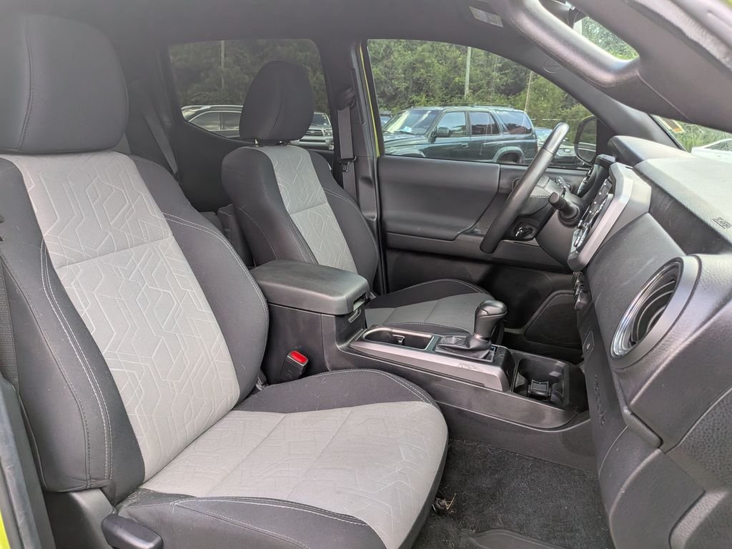 Certified Used 2023  Toyota TRD Off-Road image 28