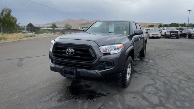 Used 2022 Gray Toyota SR V6 image 3
