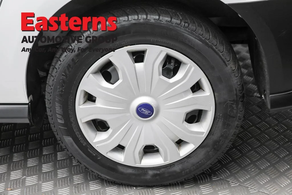 Used 2021 White Ford XL image 8