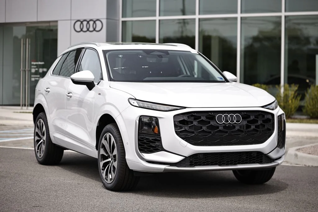 New 2026 Glacier White Metallic Audi S line image 2