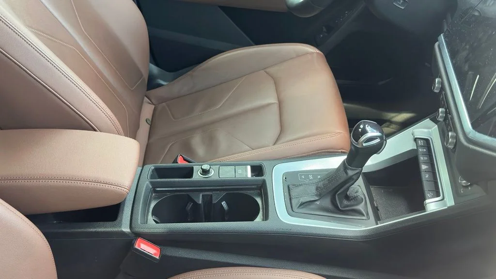 Used 2023 Ibis White Audi Premium image 5